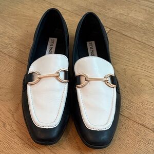 Steve Madden Two-Tone Loafers with Gold Detail